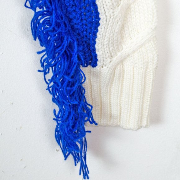 Free Generation Color block Fringe Cable Sweather - Picture 5 of 13